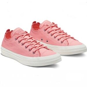 Converse Chuck Taylor All Star Pink Coral Scallop Women’s size 9.5 NEW!!! RARE!